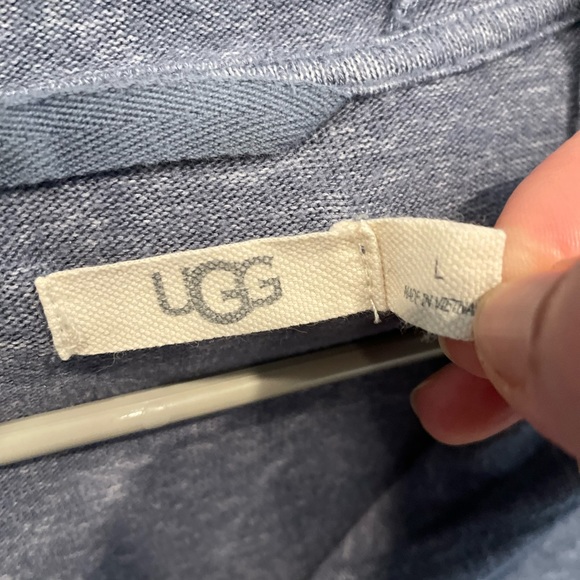 UGG hoodie - Picture 3 of 3